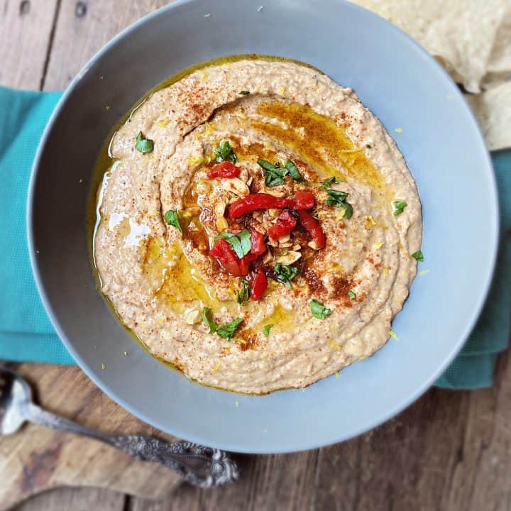 10 Min • Spicy Black Eyed Pea Hummus • Loaves And Dishes