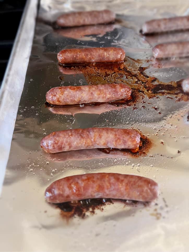 cooked breakfast sausage links on a pan